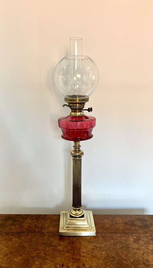 Antique FANTASTIC QUALITY LARGE ANTIQUE VICTORIAN BRASS OIL LAMP