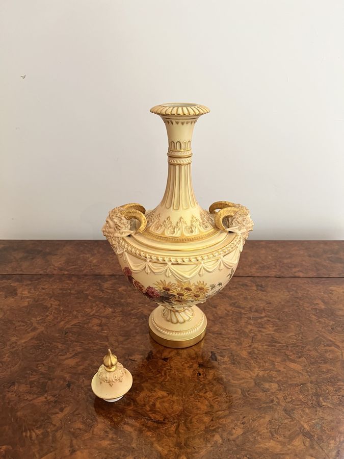 Antique Fantastic quality antique Victorian Royal Worcester vase by Edward Raby 