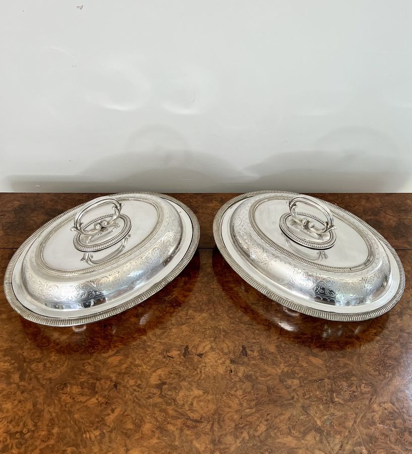 Antique Quality pair of antique Edwardian silver plated oval entree dishes
