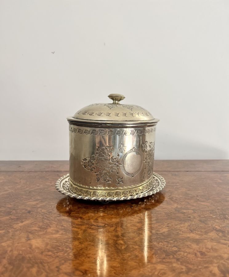 Antique Lovely antique Edwardian silver plated biscuit barrel