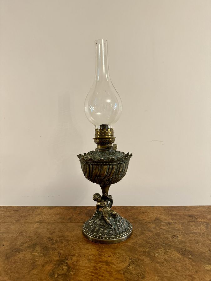 Unusual quality antique Victorian oil lamp