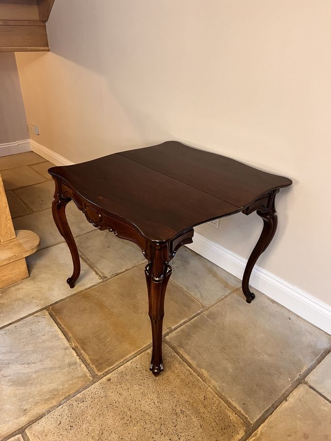 Antique Wonderful antique Victorian quality rosewood tea table 
