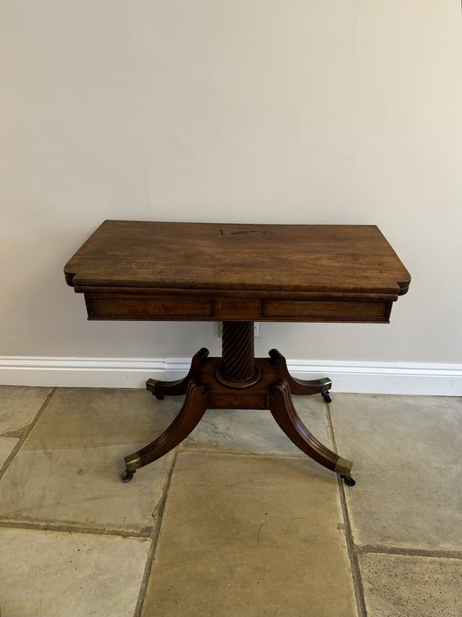 Antique Fine quality antique regency mahogany tea table