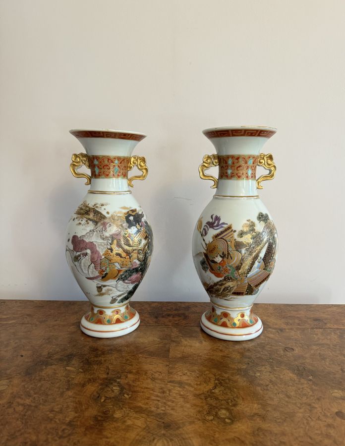 Superb quality pair of antique 19th century porcelain Chinese famille vercv vases