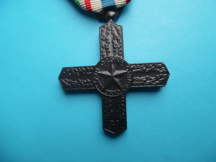 Antique Italian WW1 Medals