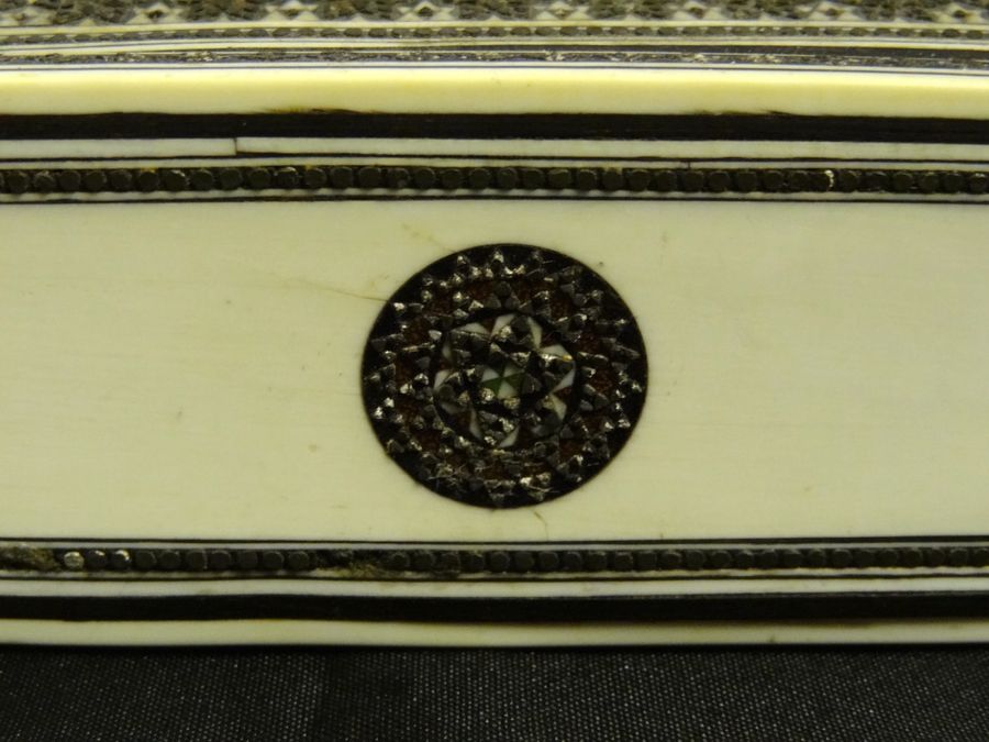 Antique Antique Anglo-Indian Silver Or Pewter Inlaid Box, Circa 2nd Half 19th Century