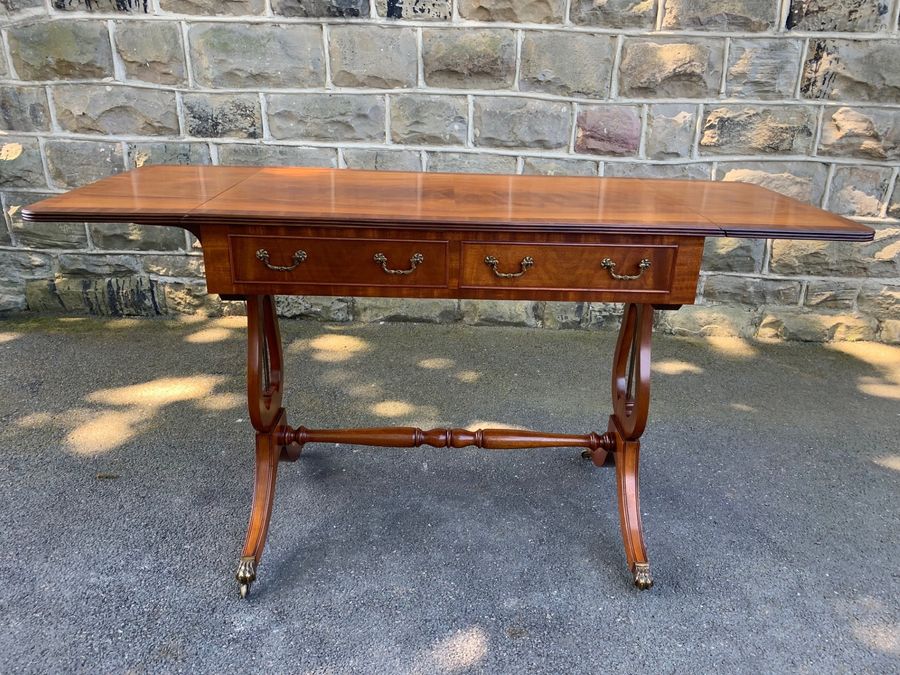 Antique Quality Mahogany Sofa Table Side Table