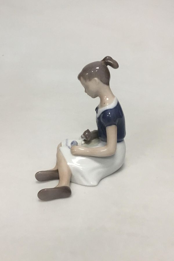 Antique Bing & Grondahl figurine of 