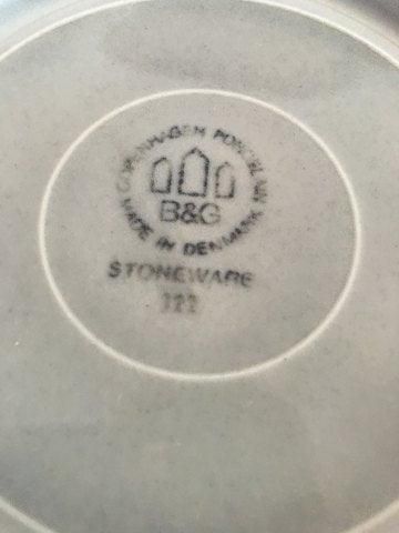 Antique Bing & Grondahl Stoneware Mexico Deep Plate No 322
