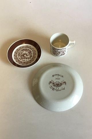 Antique Bjorn Wiinblad, Nymolle October Month Cup No 3513, Saucer and Cake Plate No 3520