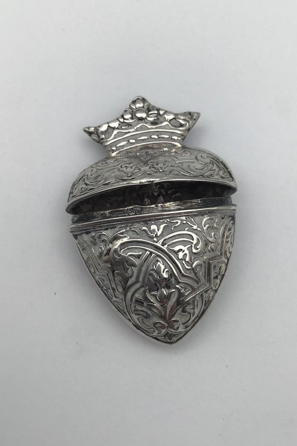 Antique Danish ? Silver Head Water Egg Heart Shaped w Crown