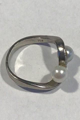 Antique Georg Jensen and Wendel 18K Whitegold Ring with Pearls and Brillants