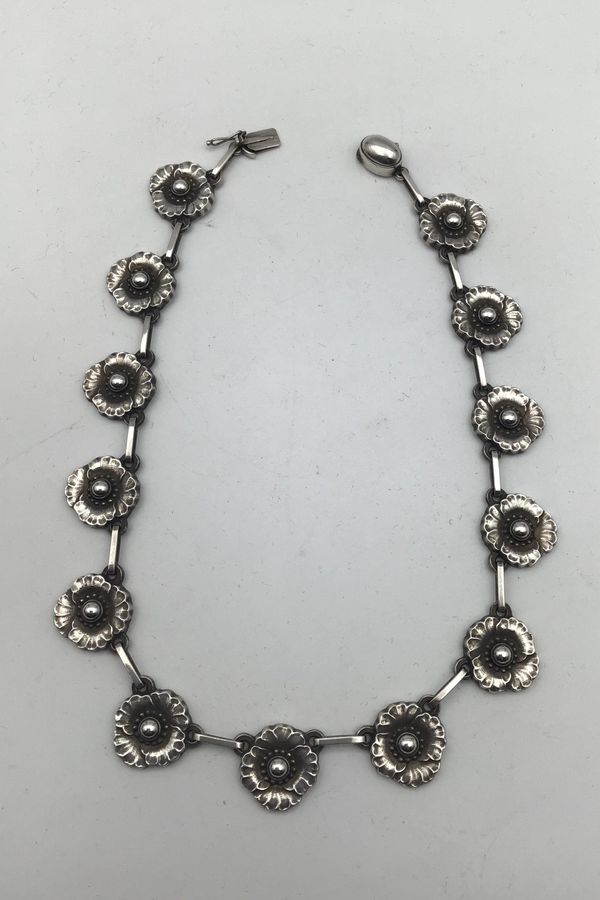 Antique Georg Jensen Sterling Silver Necklace No 30A Measures 42.5cm / 16.73 inch Weighs 54.2 grams / 1.91 oz.
