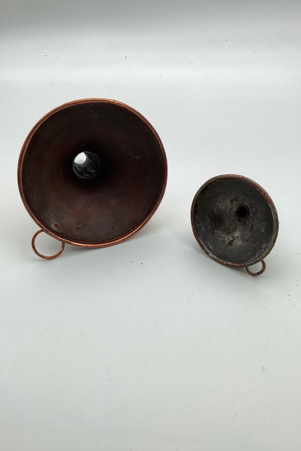 Antique Pair of funnels in copper. Made in Denmark around 1900.