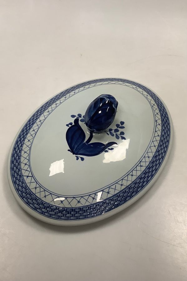 Antique Royal Copenhagen Blue Tranquebar lid for Oval lidded dish No 921
