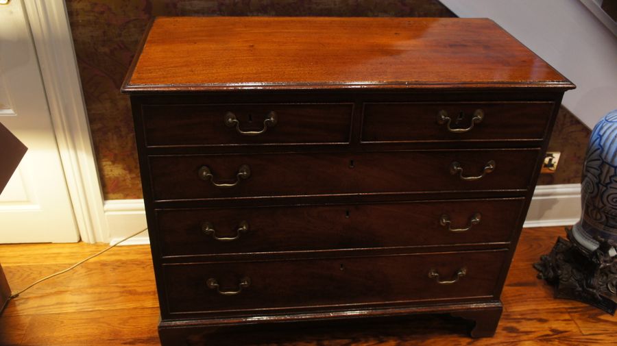 A George III Period Mahogony Chest of Drawers c1770
