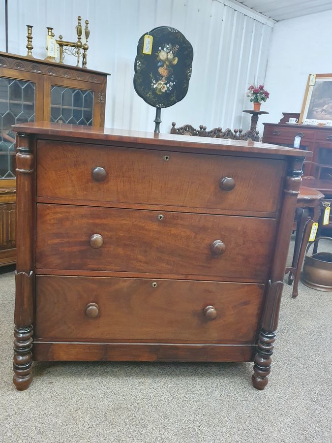 Antique Good Antique Chest of Drawers