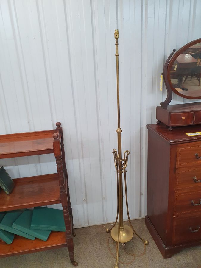 Good Antique Brass Arts & Crafts Telescopic Standard Lamp