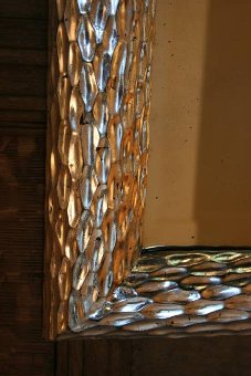 A bespoke mirror by 1721