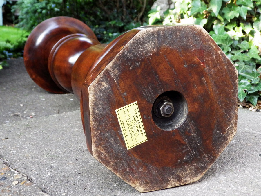 Antique THEODORE ALEXANDER Fine Quality 20th Century Walnut LARGE PEDESTAL URN