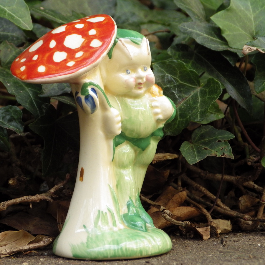 Antique CLARICE CLIFF 1930s Nursery Ware TOADSTOOL PIXIE