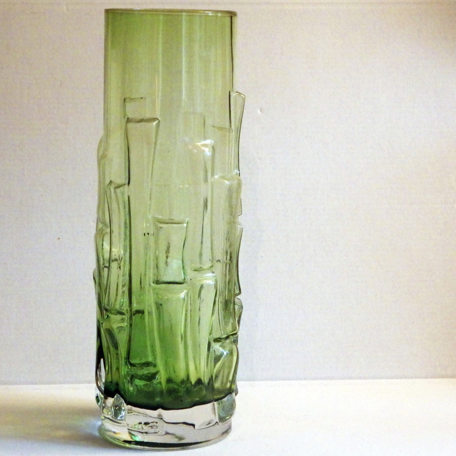 BO BORGSTROM DESIGN For Aseda Glass Sweden 1960s GREEN GLASS VASE