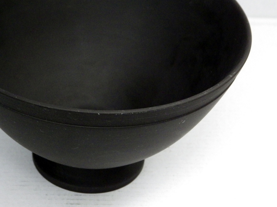 Antique KEITH MURRAY DESIGN 1930s Art Deco Wedgwood BLACK BASALT BOWL