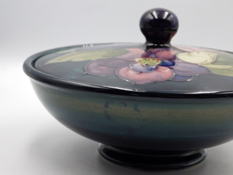 Antique MOORCROFT POTTERY Clematis Pattern LIDDED BOWL