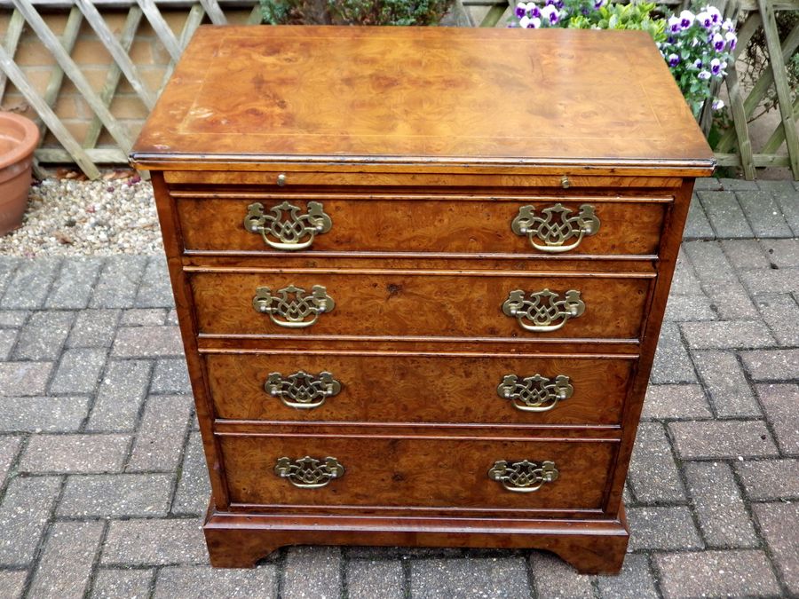 Antique BURR ELM 20th Century Good Quality Small Size CHEST OF DRAWERS