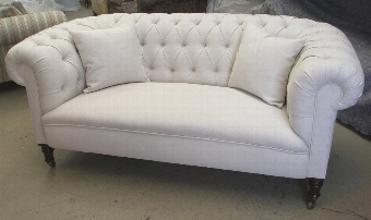 SOLD-Late Victorian 2str deep buttoned Chesterfield sofa