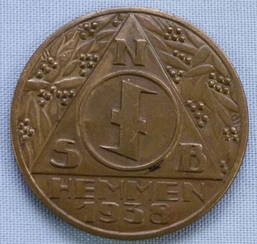 C.WW2 DUTCH NSB FASCIST PARTY BADGE - "HEMMEN 1938"