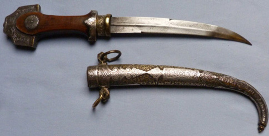 Antique C.1900’s Moroccan Koumiyah Dagger & Scabbard