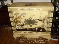 CHINOISERIE ORIENTAL ROCCO CABINET 