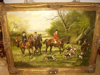 Antique A LARGE QUALITY HUNTING OIL PAINTING ON CANVAS WITH HOUNDS IN BEAUTIFUL GILT FRAME MEASURING A MASSIVE  4.FT 7   X  3.FT  7  INCHES
