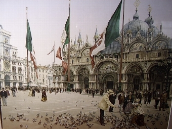 Antique RARE SURVIVING HAND COLOURED PHOTO-CHROMO-LITHOGRAPH OF ST.MARKS SQUARE VENICE ITALY C1900