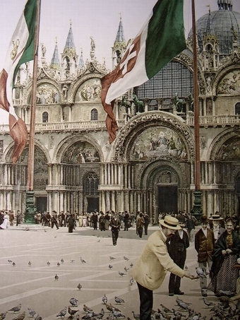 Antique RARE SURVIVING HAND COLOURED PHOTO-CHROMO-LITHOGRAPH OF ST.MARKS SQUARE VENICE ITALY C1900