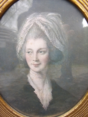 Antique QUEEN CHARLOTTE EARLY PRINT UNDER GLASS IN GESSO GILT OVAL FRAME 17 X 14.5 INCHES