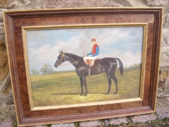 SPORTING OIL ON CANVAS OF MOUNTED JOCKEY IN RACING COLOURS & PRESENTED IN BURR-WALNUT FRAME UNDER...