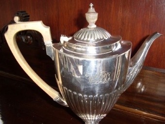 Antique GEORGE III STYLE ELKINGTON SILVER PLATED COFFEE POT C1868