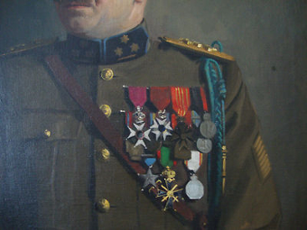 Antique MILITARY OIL PORTRAIT OF WW1 BELGIAN ARMY GENERAL C1920 & MEASURING 47 X 56 X 5.5 INCHES