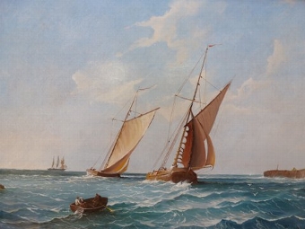 Antique FINE QUALITY OIL PAINTING OF SAILING VESSELS IN ROUGH SEAS BY ROBERT DUMONT SMITH PRESENTED IN A BEAUTIFULL DECORATIVE SWEPT FRAME 29 X 26 INCHES (ONE OF A PAIR OFFERED SEPARATELY)