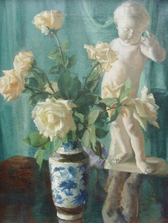 Antique FINE FLORREL STILL LIFE OIL PAINTING BY MONTAGUE JACKSON OF CREAM ROSES WITH A CHERUB STATUETTE STANDING ON A TABLE 26 X 22 INCHES 