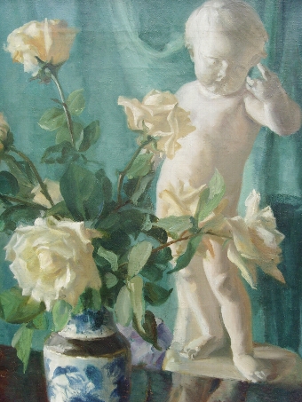 Antique FINE FLORREL STILL LIFE OIL PAINTING BY MONTAGUE JACKSON OF CREAM ROSES WITH A CHERUB STATUETTE STANDING ON A TABLE 26 X 22 INCHES 