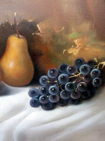 Antique QUALITY STILL LIFE FRUIT OIL PAINTING BY R.VILLA OF A VASE WITH APPLES PEAR AND GRAPES ON A WHITE TABLECLOTH IN ORIGINAL FRAME 