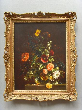 A BEAUTIFUL STILL LIFE FLOWER OIL PAINTING STUDY IN EXCEPTIONALLY DECORATIVE GILT FRAME