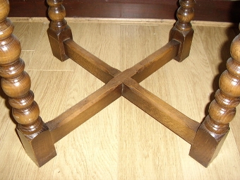 Antique OAK OCCASSIONAL ROUND BARLEYTWIST TABLE