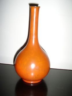 RARE LOSOL WARE ORANGE MARBLE EFFECT TULIP VASE BY KEELING & CO LTD BURSLEM 