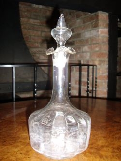 EARLY VICTORIAN HAND BLOWN ETCHED GLASS DECANTER WITH HOLLOW STOPPER