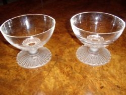 PAIR OF LALIQUE DESERT GLASSES SIGNED UNDERNEATH 