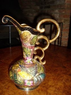 BELGIAN PORCELAIN EUWER WITH ORNATE SCROLLED GILT HANDLE 
